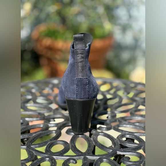 Acne Studios — Suede Grosgrain Trim Boots - Picture 5 of 7